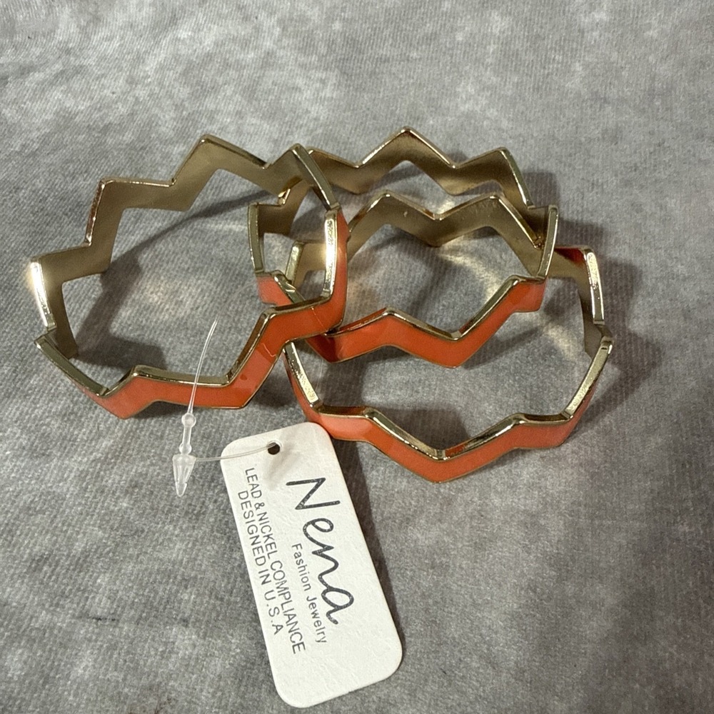 Nena Fashion Jewelry Zig Zag Bracelet Bangle New